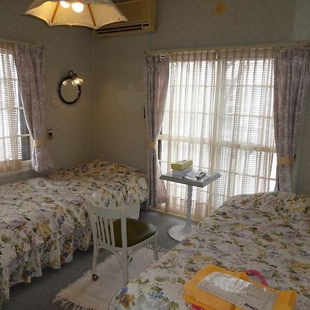 Ishiuchi Pension Bruges Minamiuonuma Zimmer foto